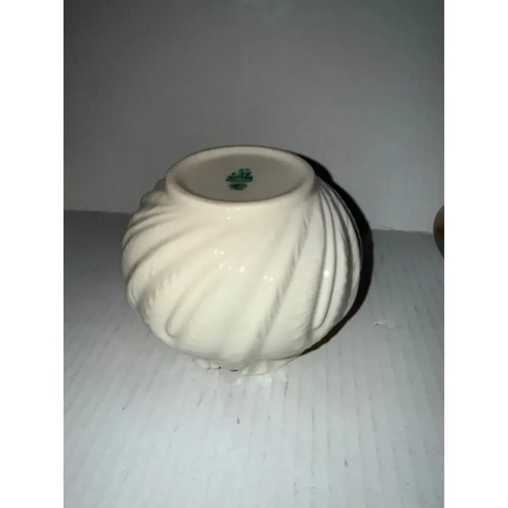 Belleek authentic vintage